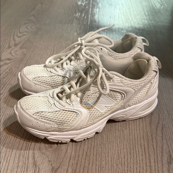 New Balance Shoes - New balance white sneakers